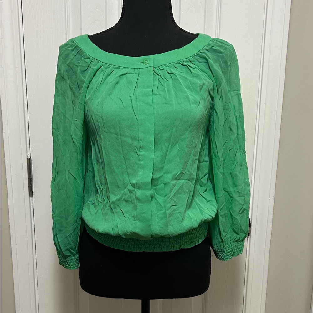 Alice & Olivia | Green Women's Blouse | S / M | buttons & elastic details